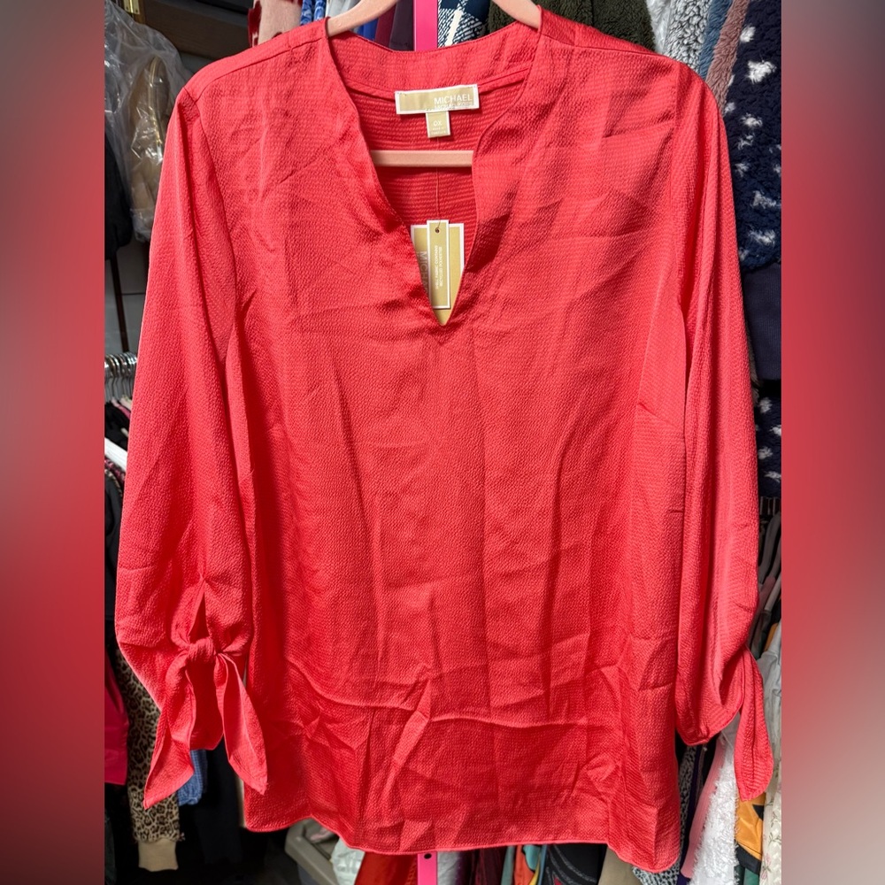 Michael Kors women’s plus size 0X blouse solid coral tie sleeves V-neck $88 new